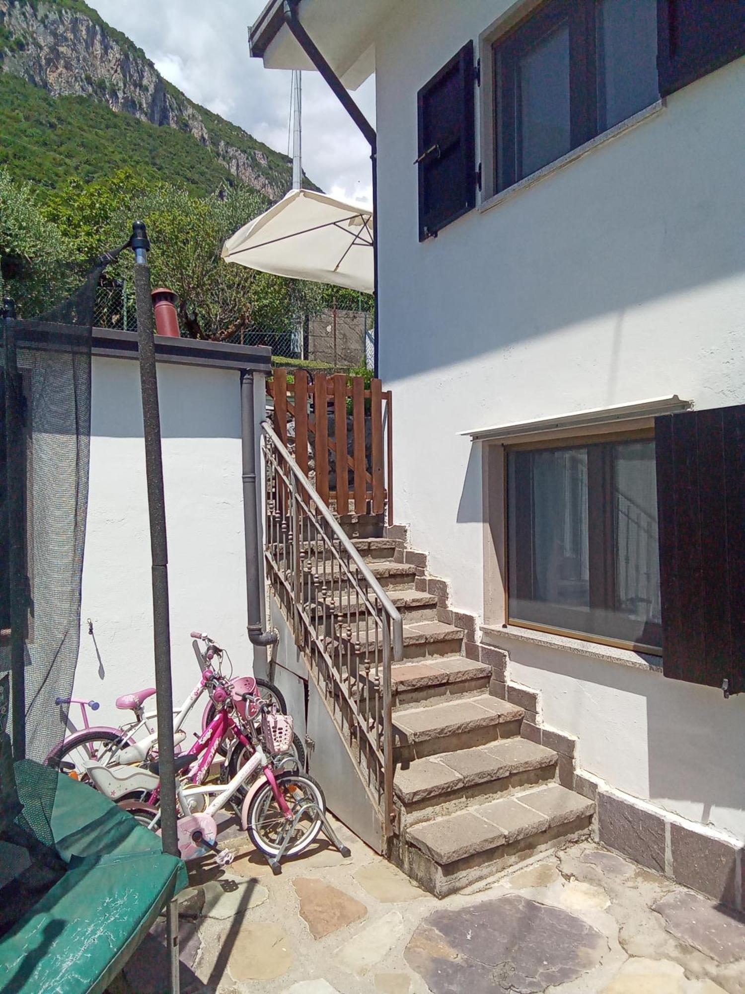 Ca Negra Ca Negra Suite Costa Volpino Exterior foto
